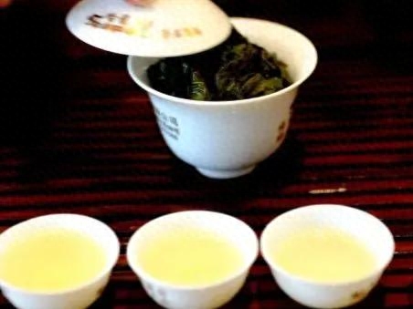 铁观音是红茶还是绿茶?有什么作用?